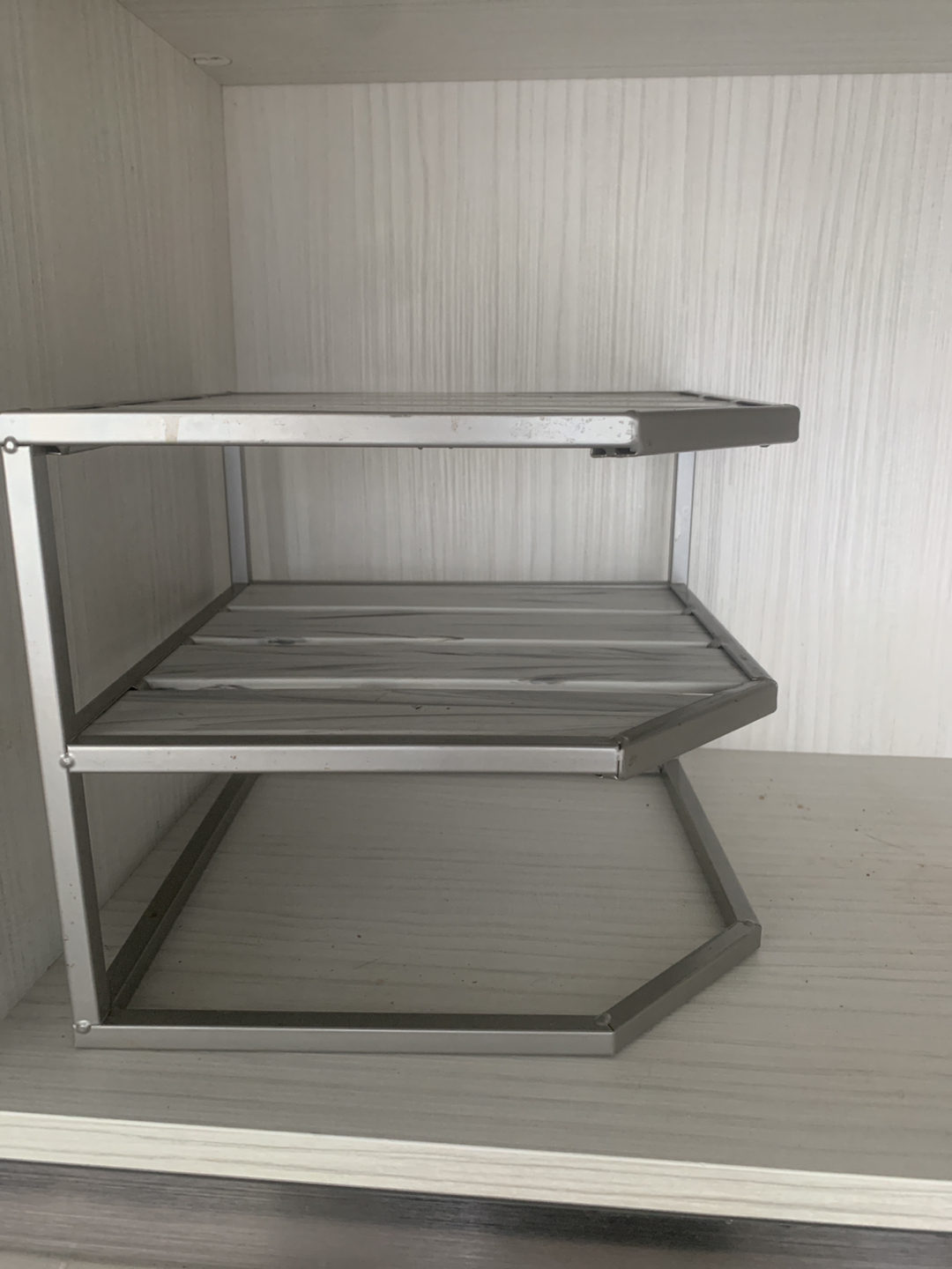 Shelf organizer thumbnail