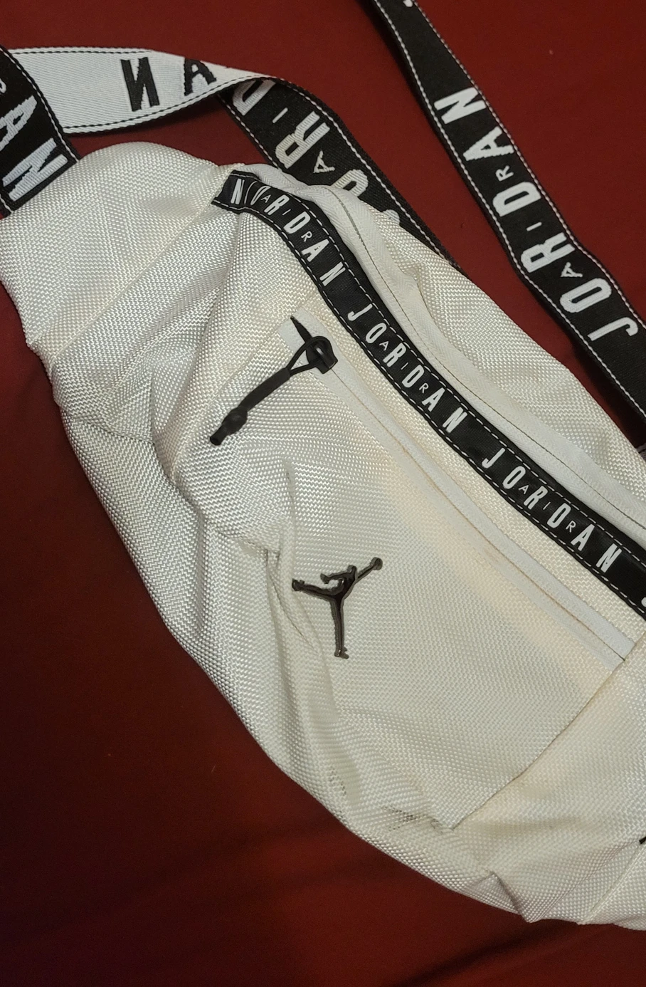 $15.00 Jordan side bag - photo 3