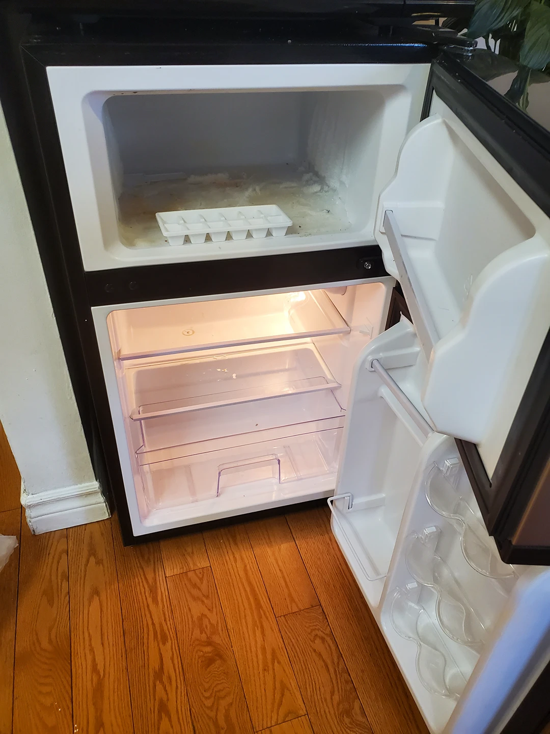 mini fridge - photo 2