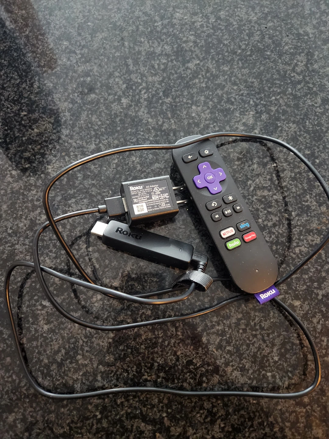 ROKU streaming dongle with remote