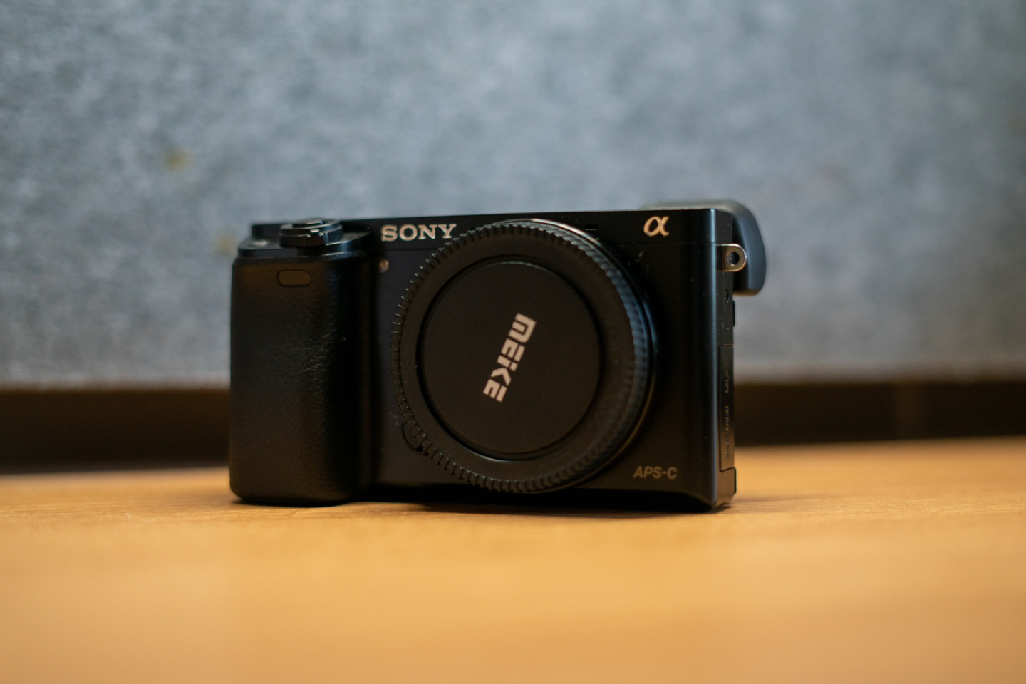 Sony a6000 with 3 Sony Batteries