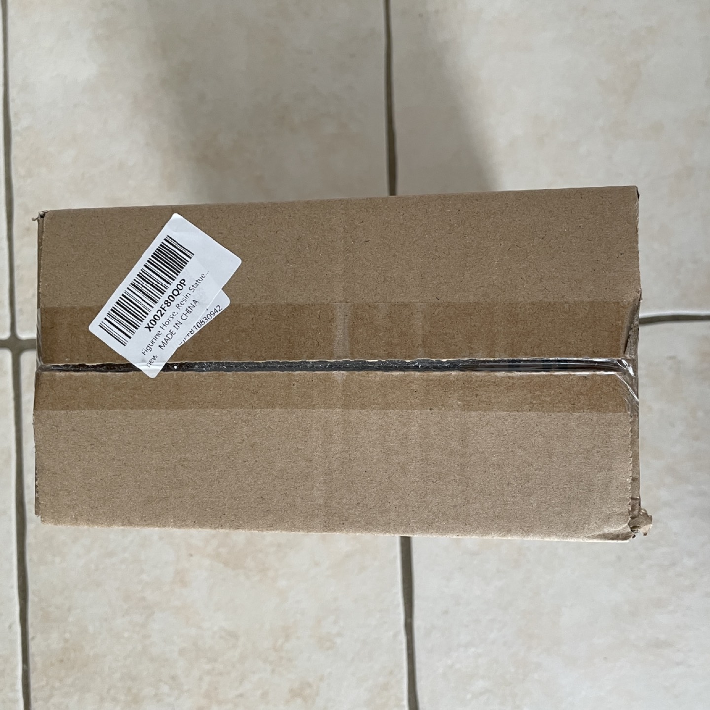 BNIB Mystery unopened present: Resin horse statue? image indicator(6)