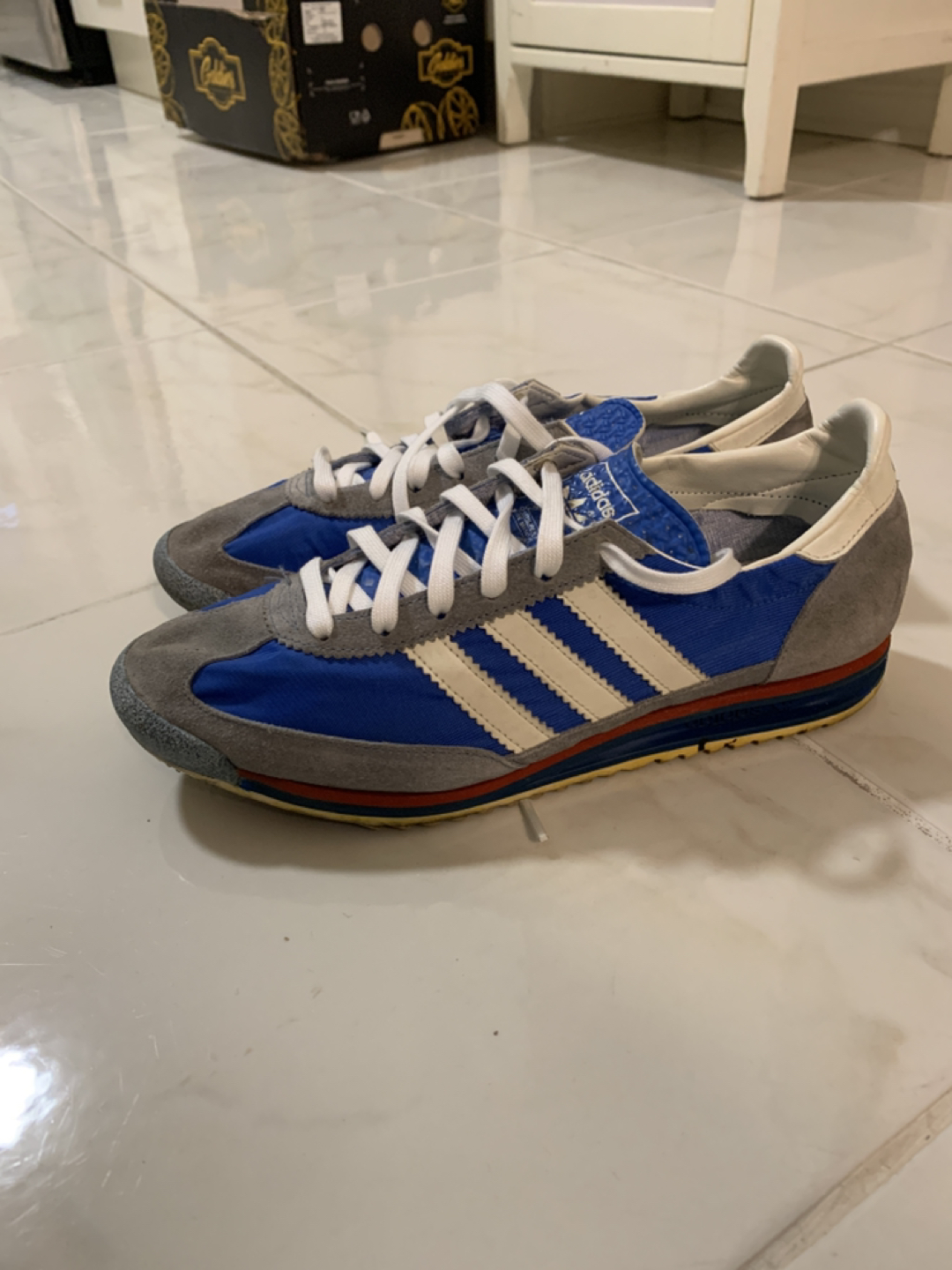 Adidas shose