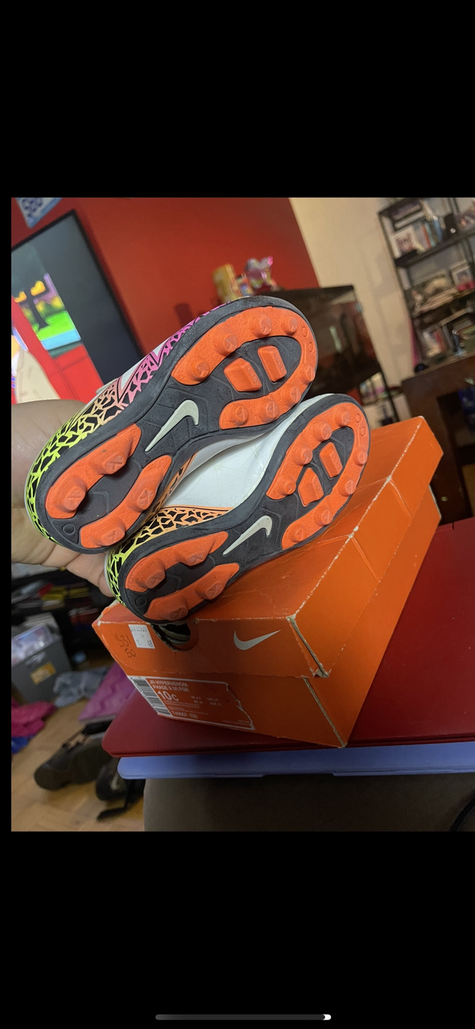 Kids soccer cleats - photo 4