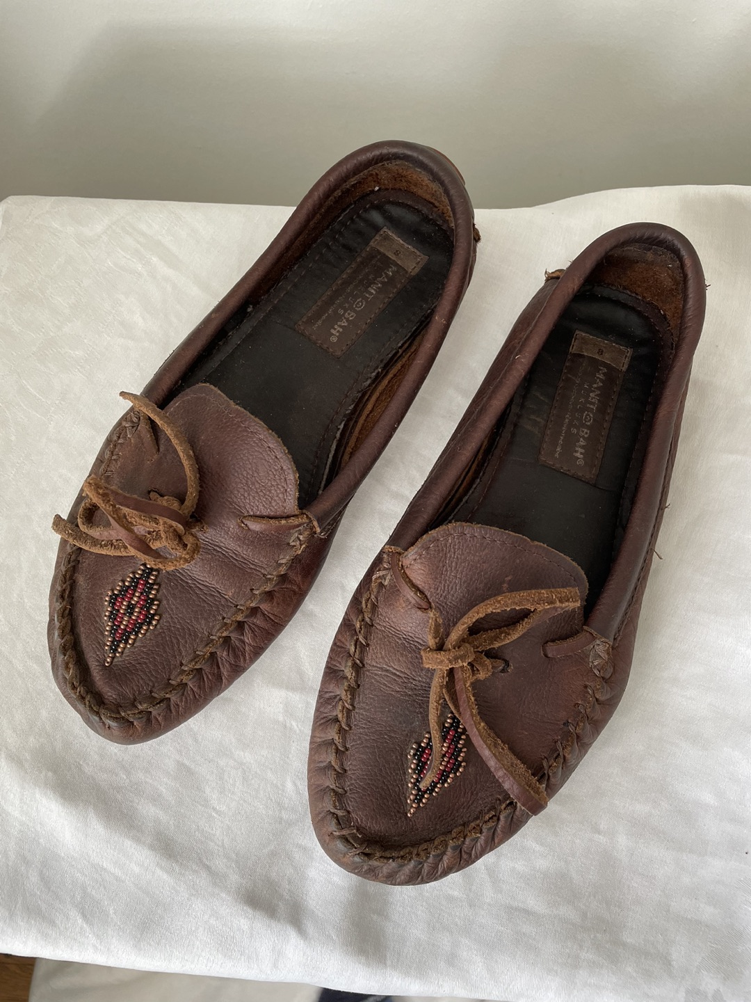 Manitobah moccasins- size 8 - photo 3