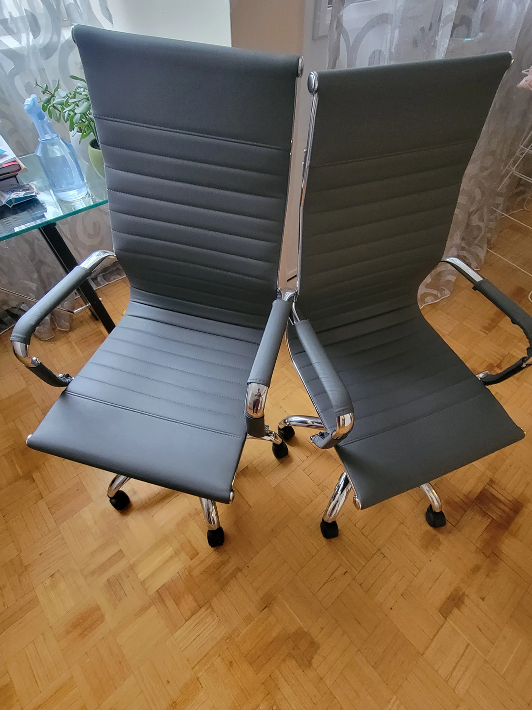360 Office Chairs thumbnail
