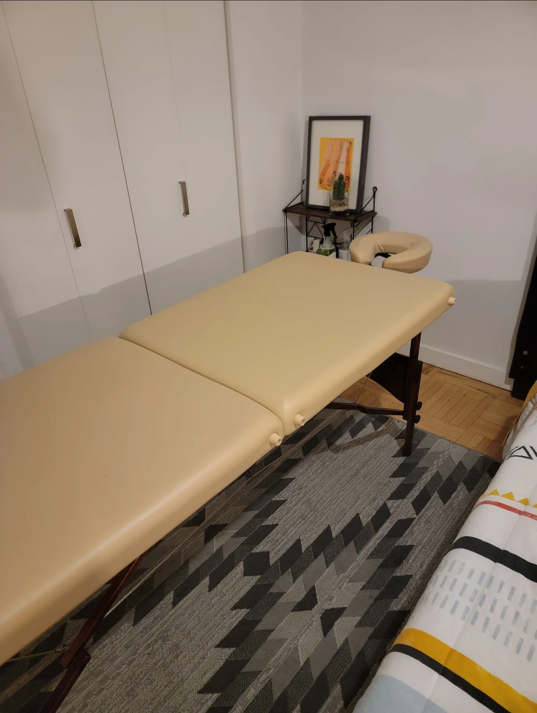 Massage Table thumbnail