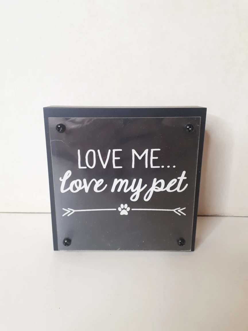 Pet Quote Shelf Sitter