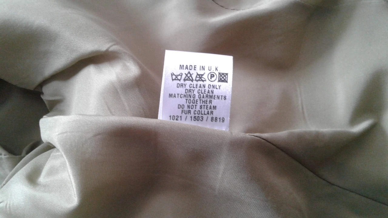 Pistachio Green Zippered Jacket UK image indicator(4)