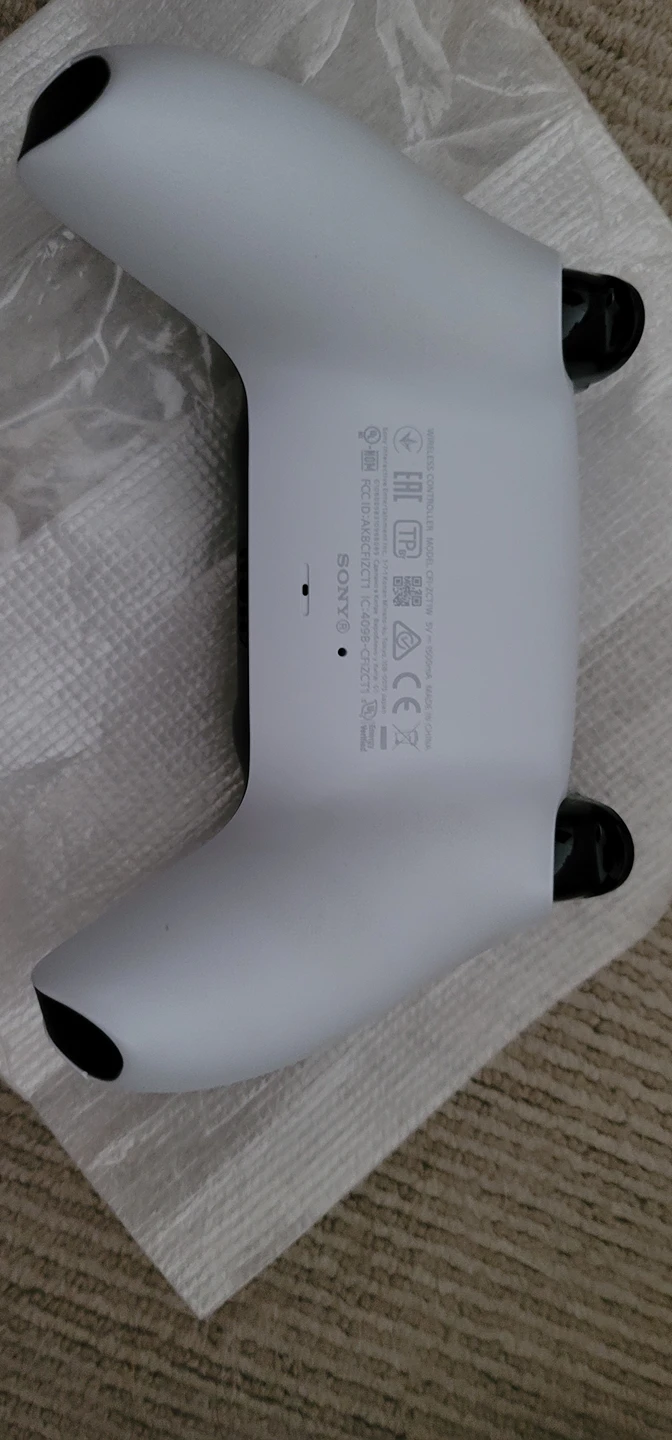 PS5 DualSense Controller - photo 3