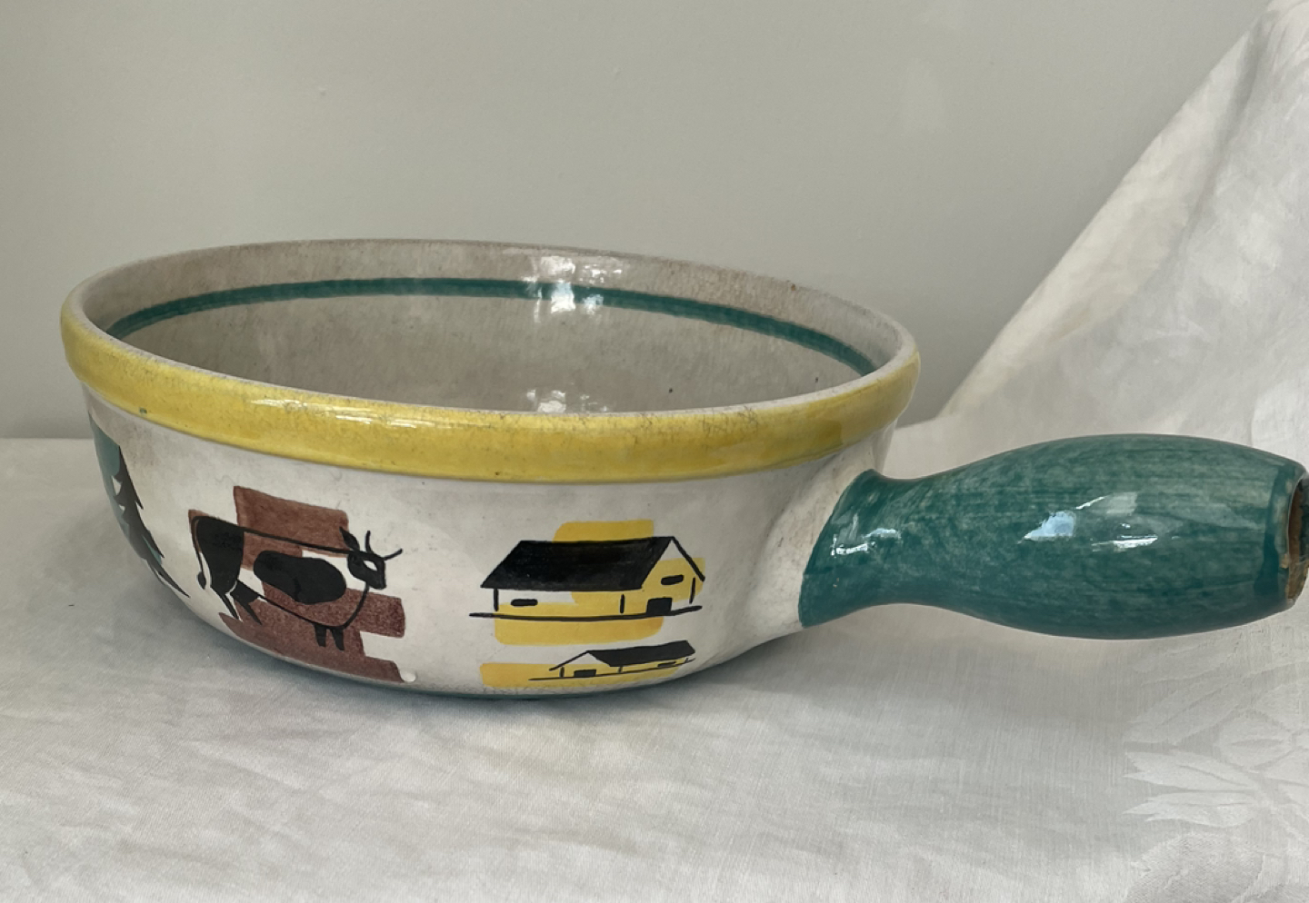 Vintage ceramic pot thumbnail
