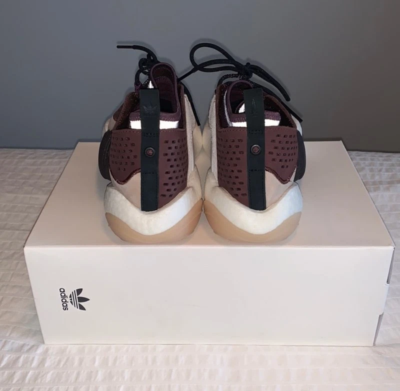 Adidas 10.5 shoes - photo 3