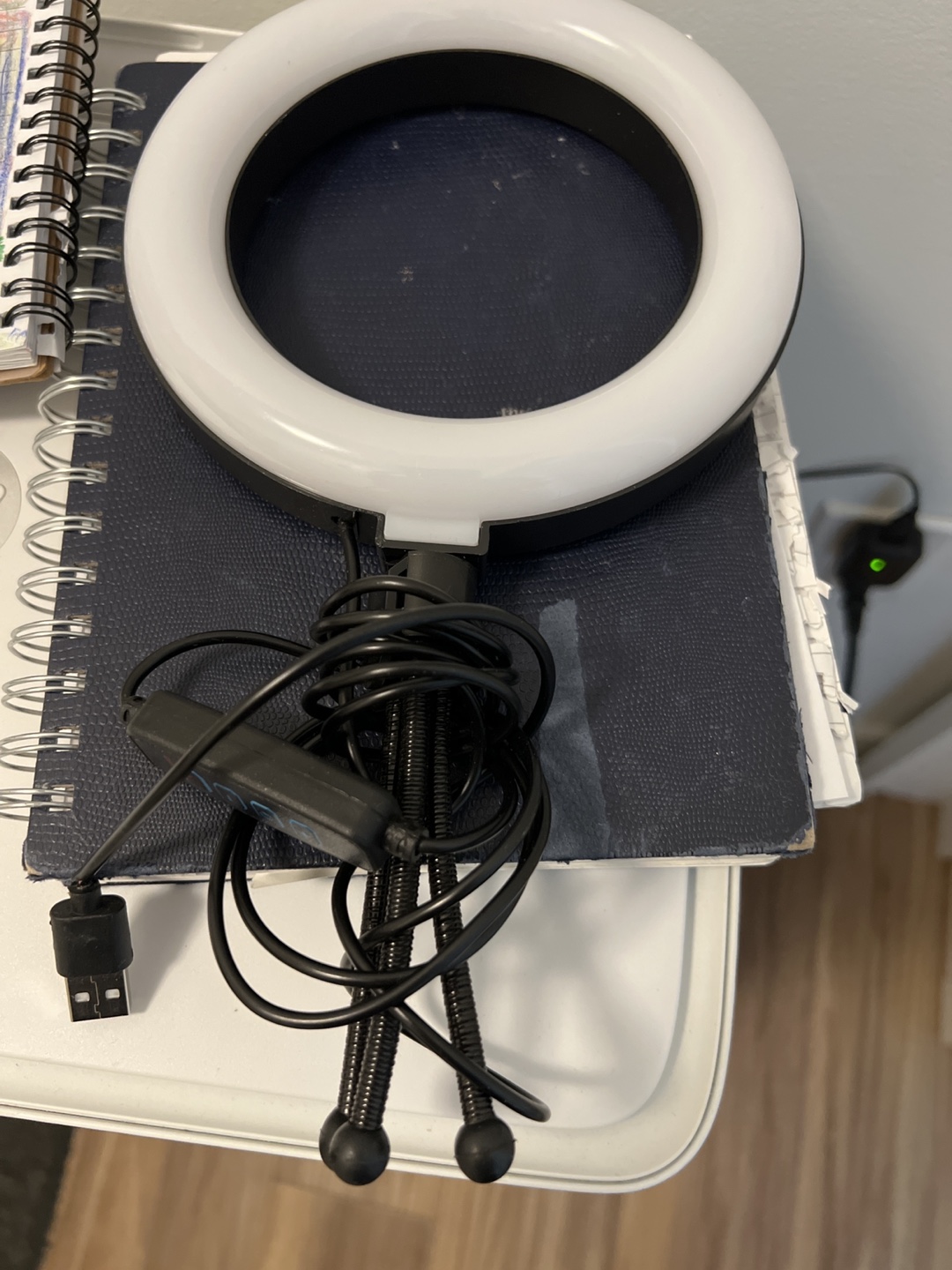 Ring light