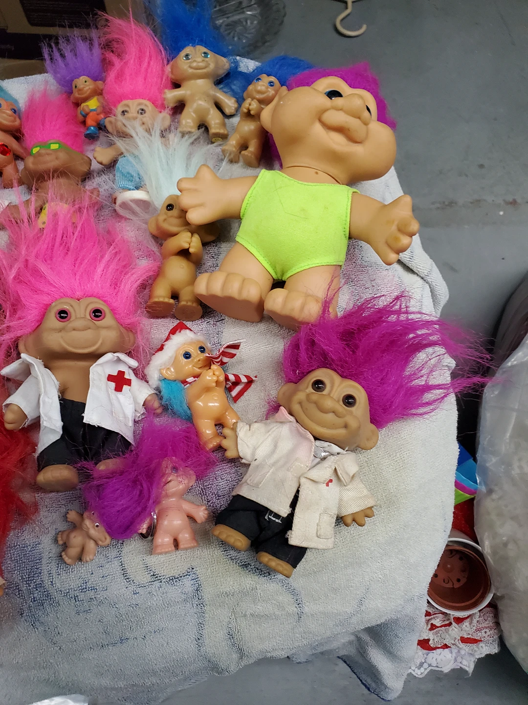Treasure Trolls bundle - photo 4