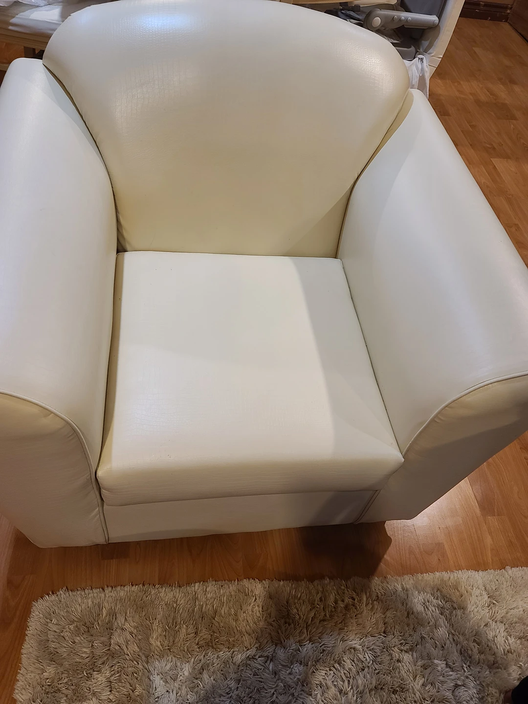 3 seater and 1 seater sofa thumbnail