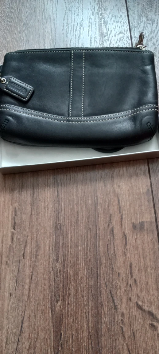 Coach purse image indicator(2)