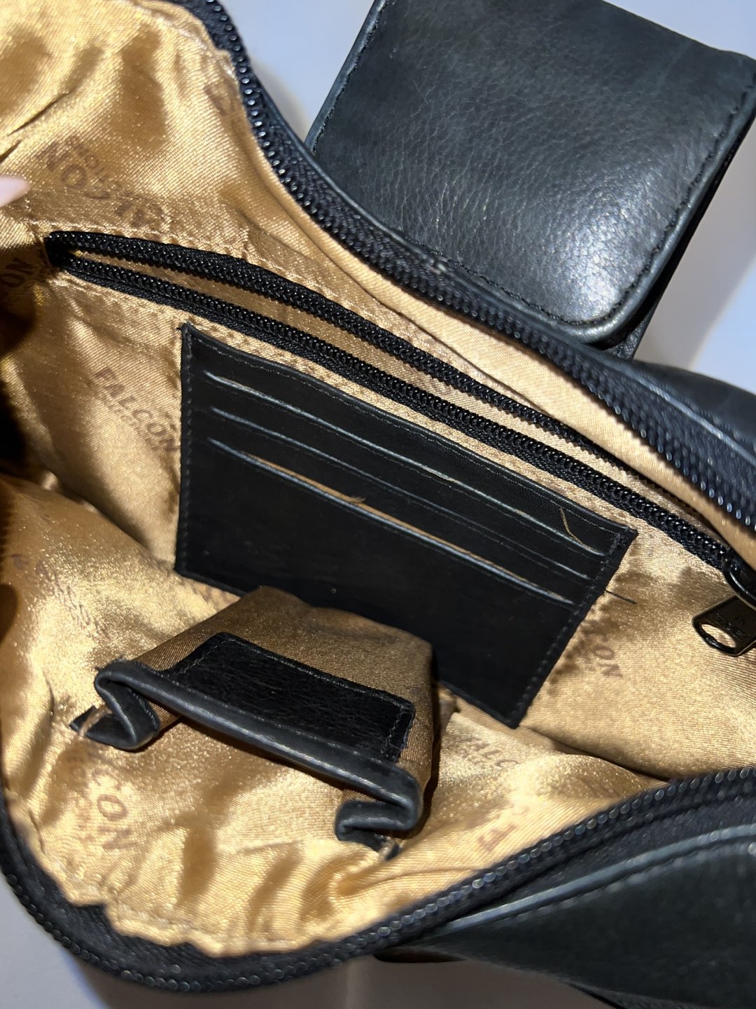 Leather Mini Shoulder Bag image indicator(5)