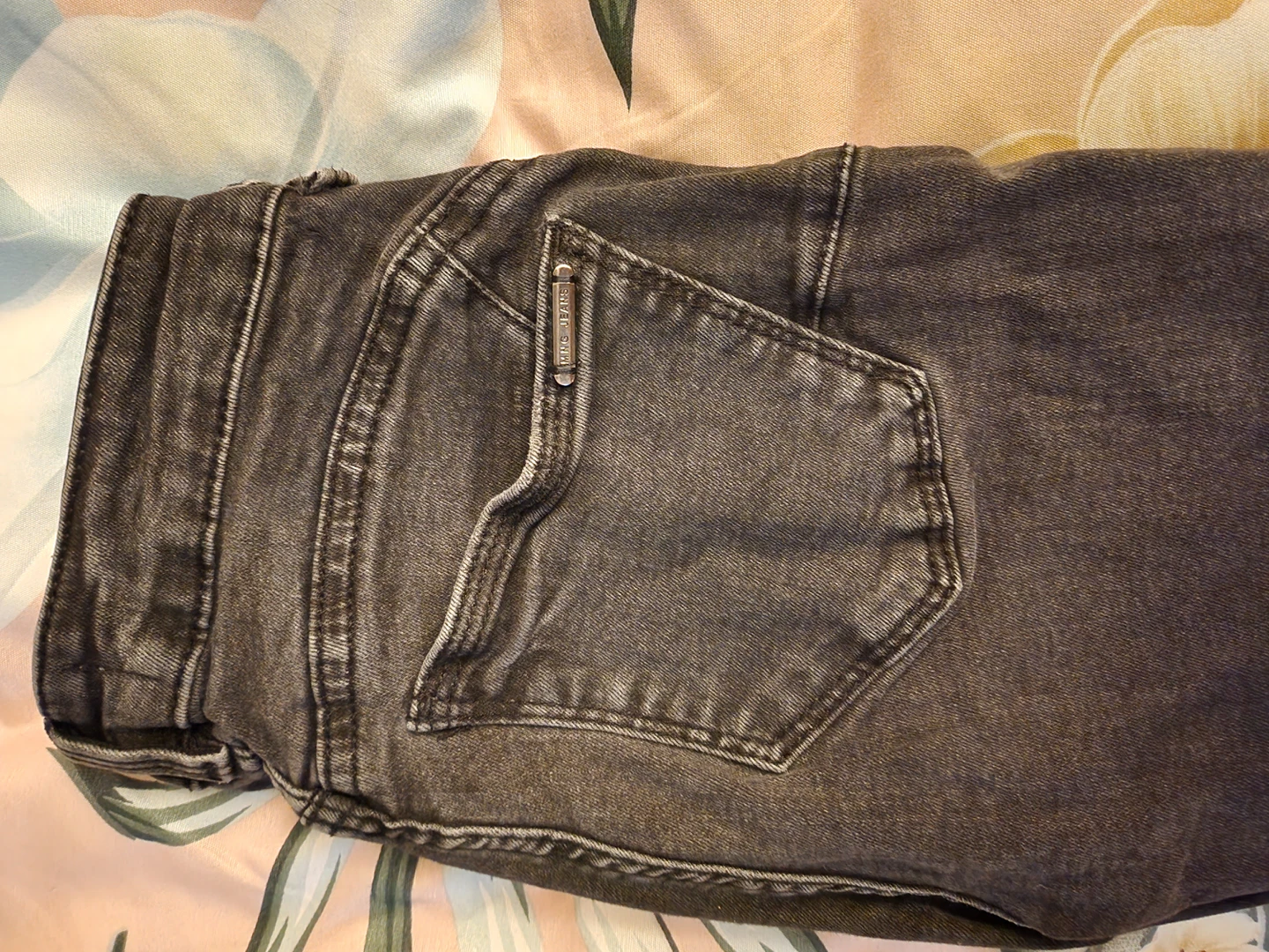 Mango Brand Jeans thumbnail