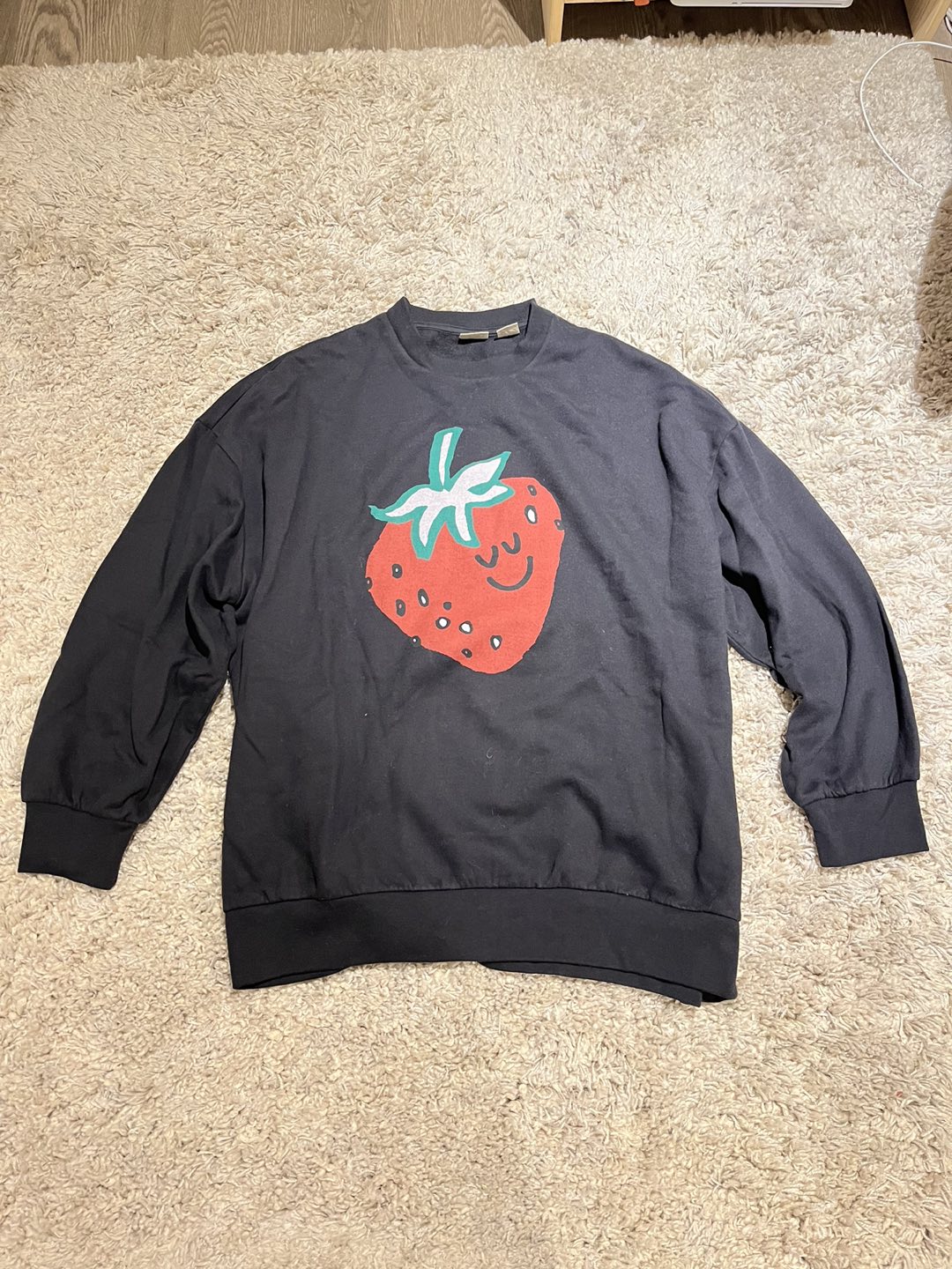 Levi’s crew neck , size large