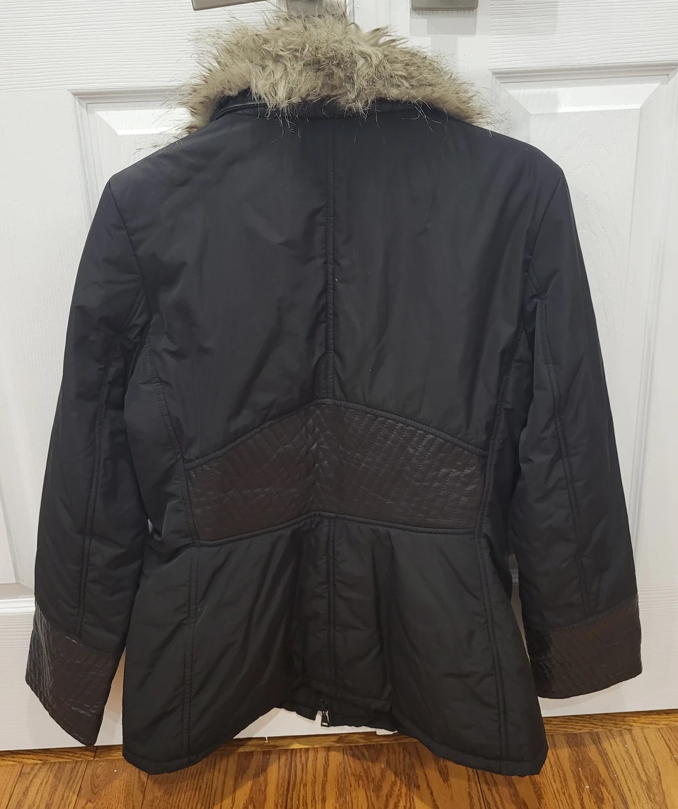 Winter coat 🏀 image indicator(3)