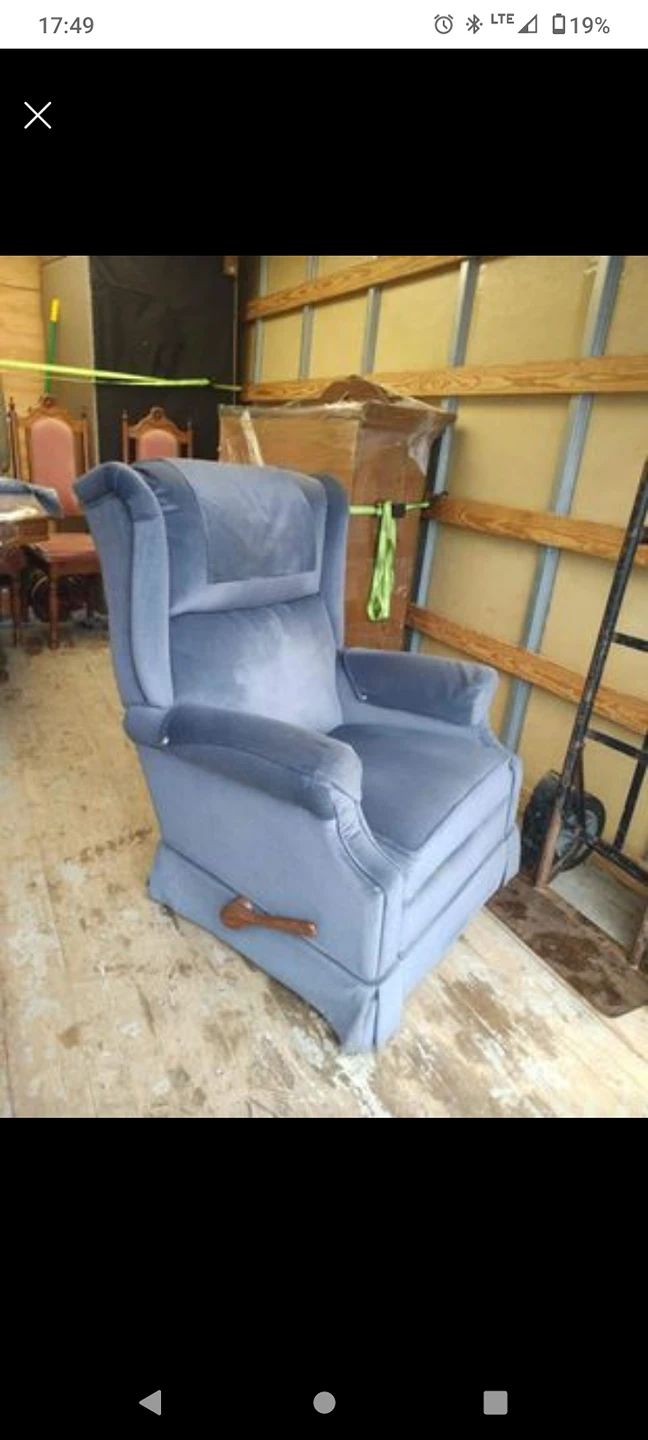 LazBoy Reclining Chair Recliner Armchair FREE DELIVERY