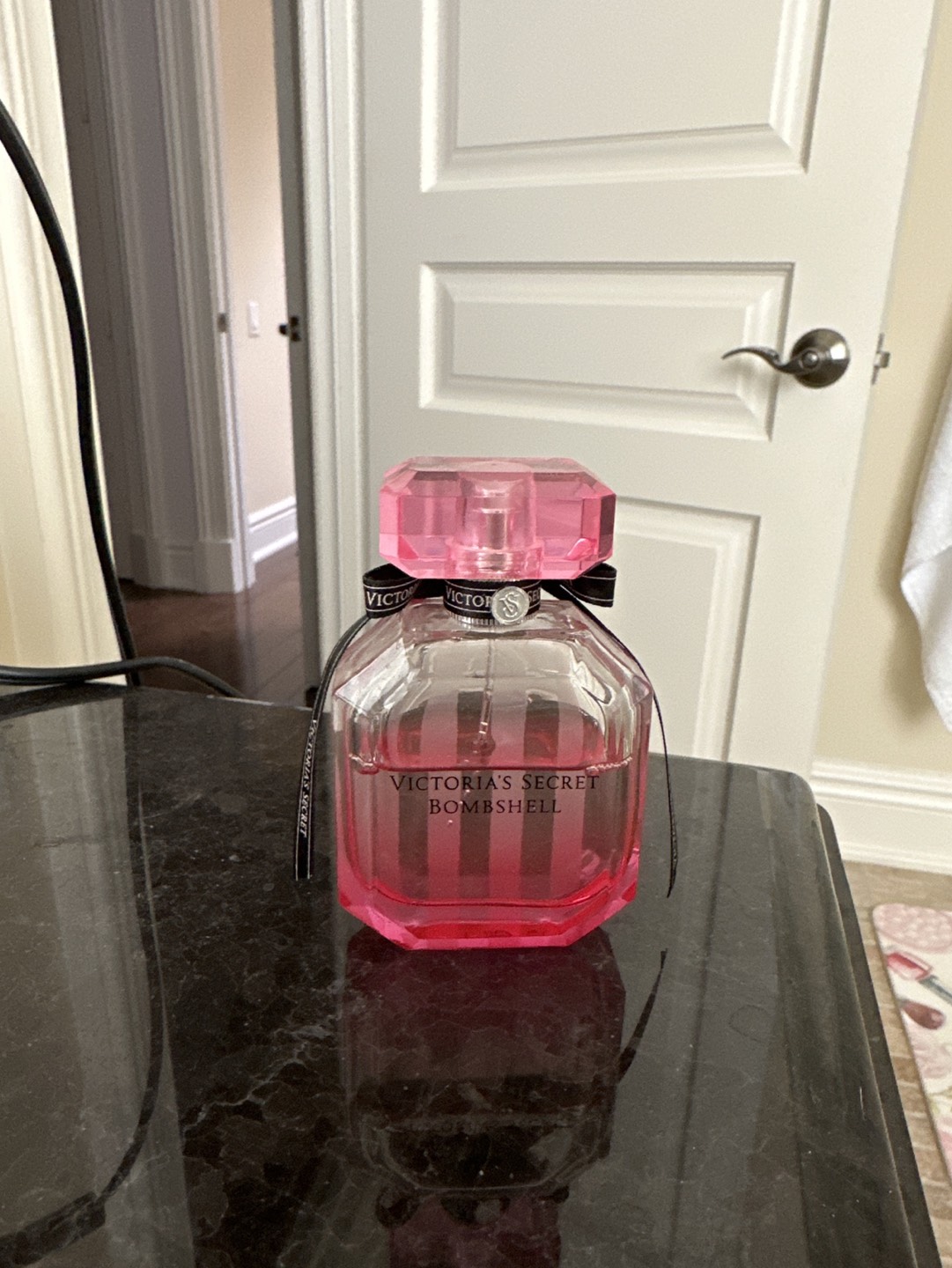 Victoria secret bomb shell perfume - photo 2