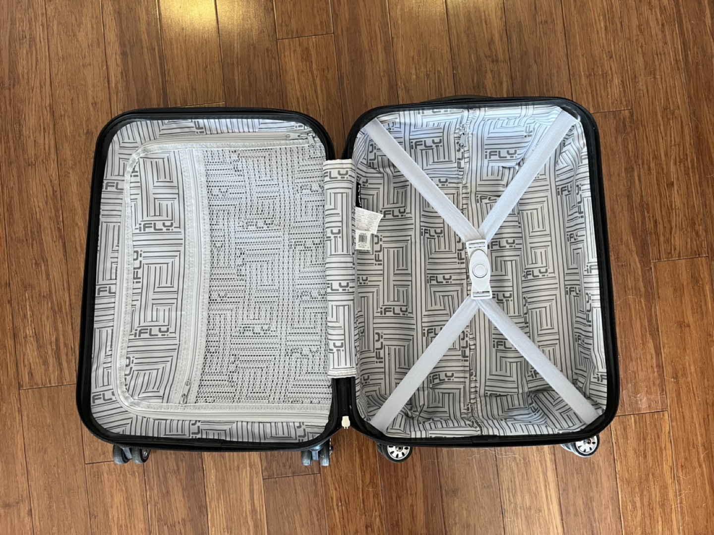 CANADA 🍁 iFLY Carry-on suitcase luggage 🏀 - photo 4