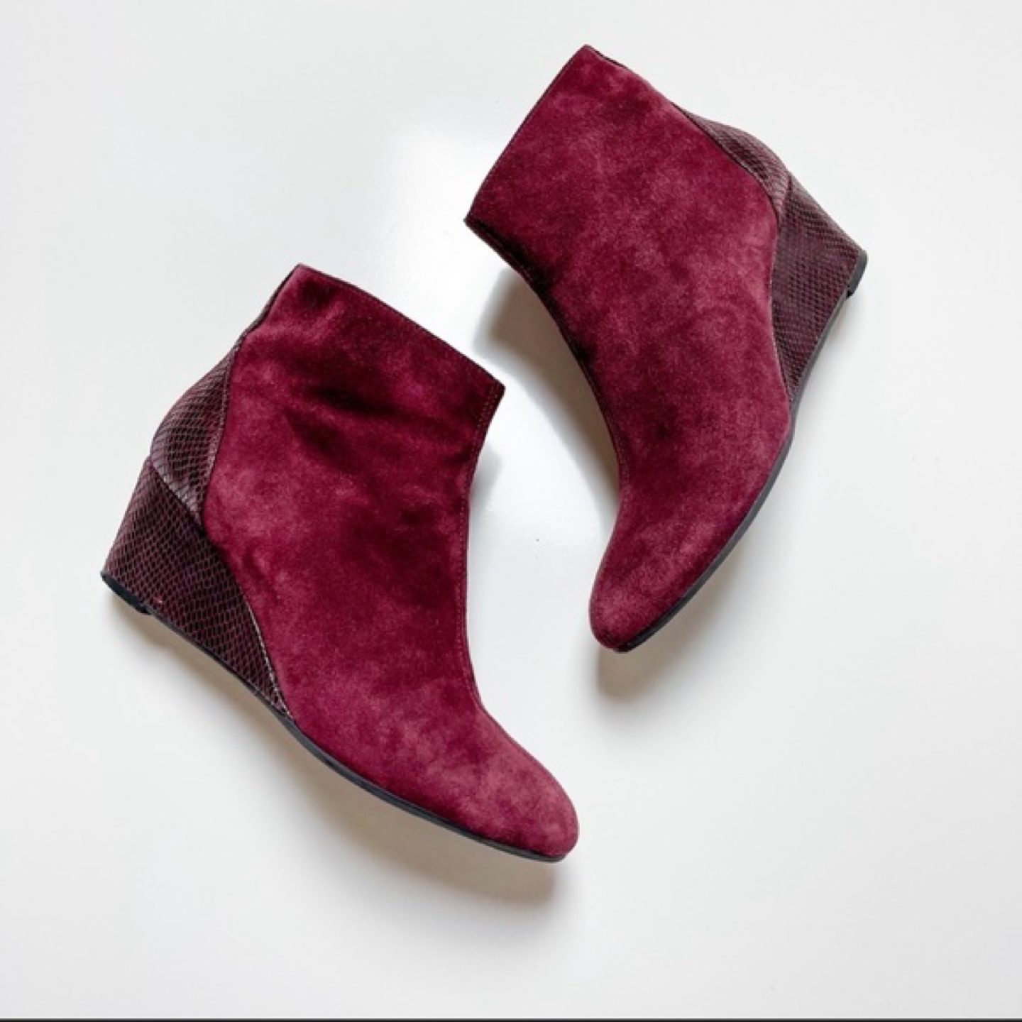 Brand New Aquatalia Jojo Wedge Snakeskin 8.5 Size Booties