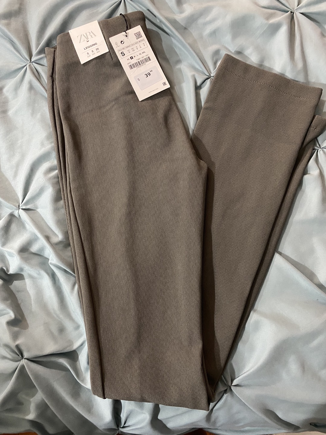 Zara leggings thumbnail