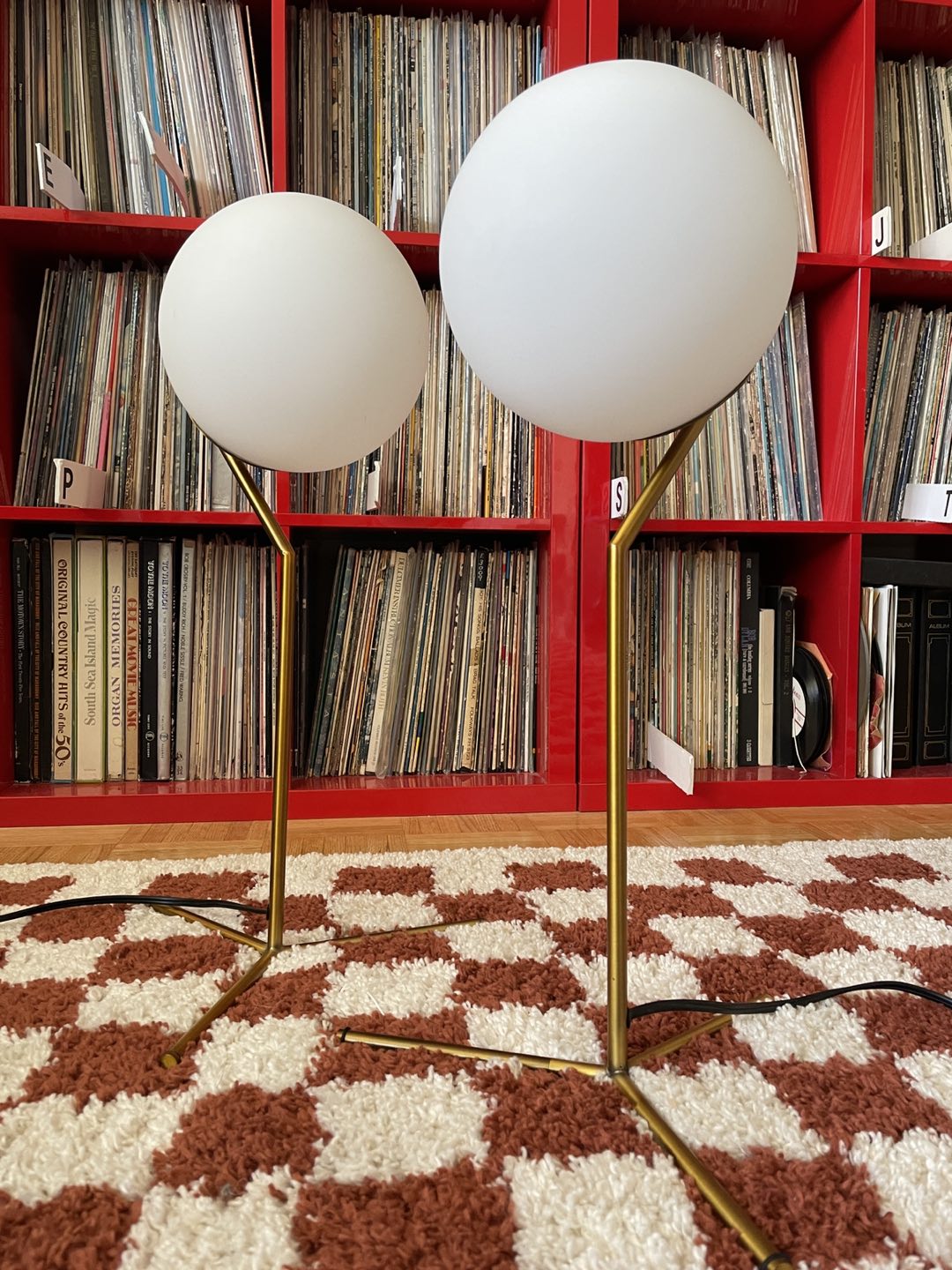 2x BALLA Table Lamps - Geometric Glass Globe w/ light bulbs image indicator(4)