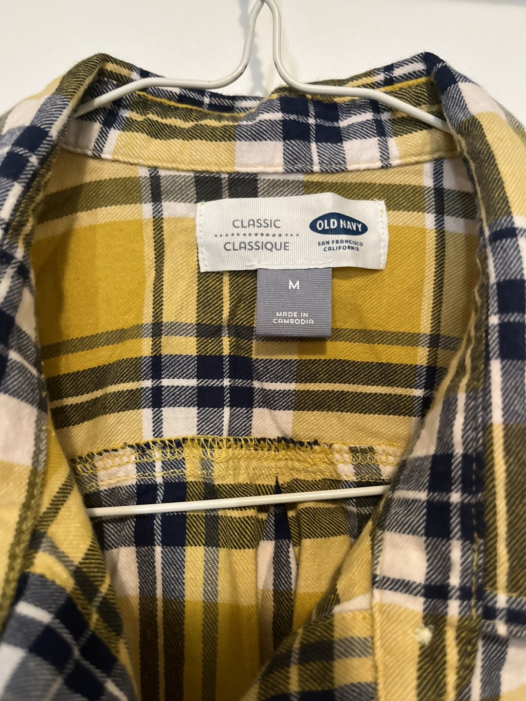 Old Navy size M image indicator(2)