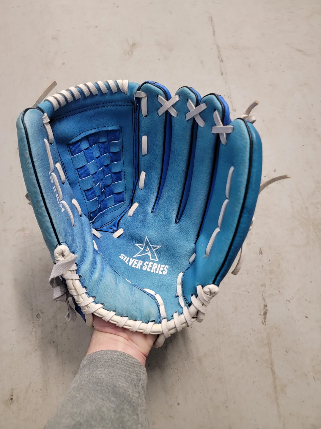 Robbie Alomar Bluejays glove