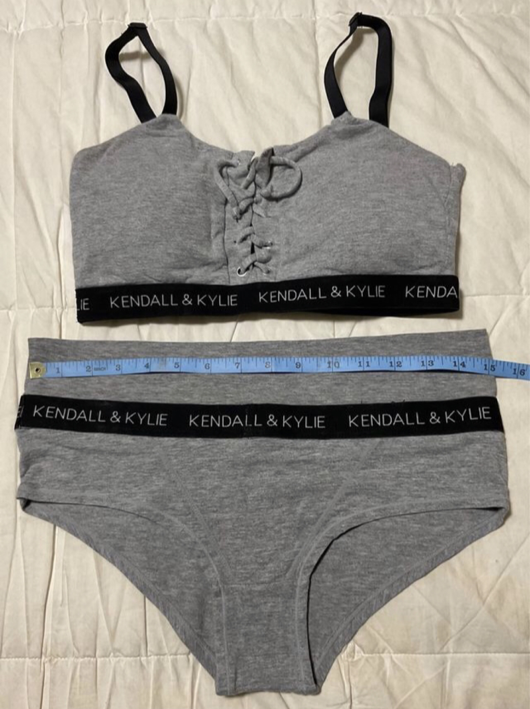 Kendall & Kylie Sets (Grey/White) image indicator(3)