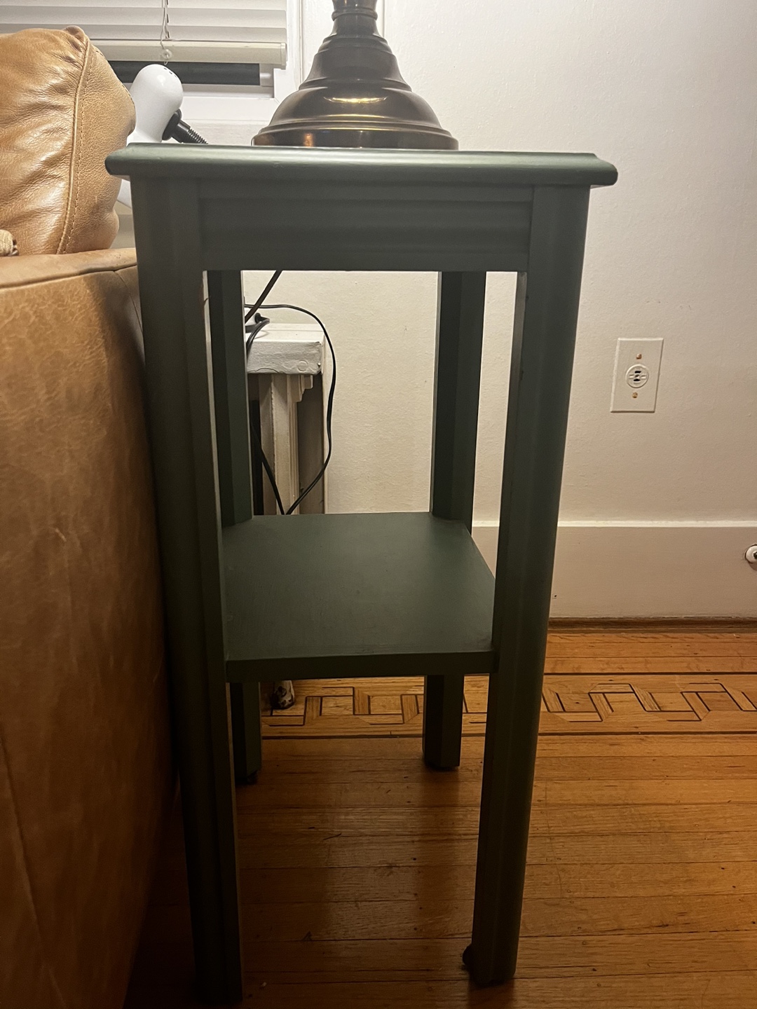 green side table thumbnail