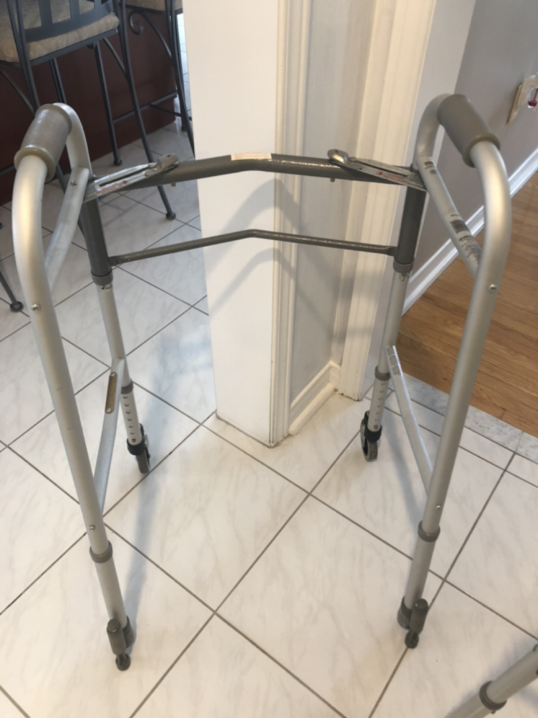 Metal walker image indicator(9)