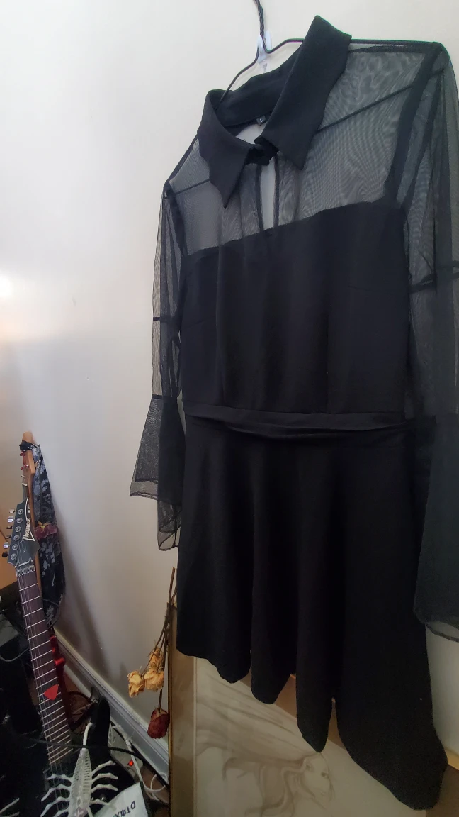 💸Witchy Vibes, sz L- dress image indicator(5)