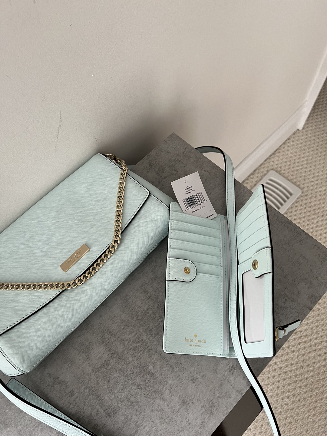 Kate Spade Purse & Matching Wallet image indicator(7)