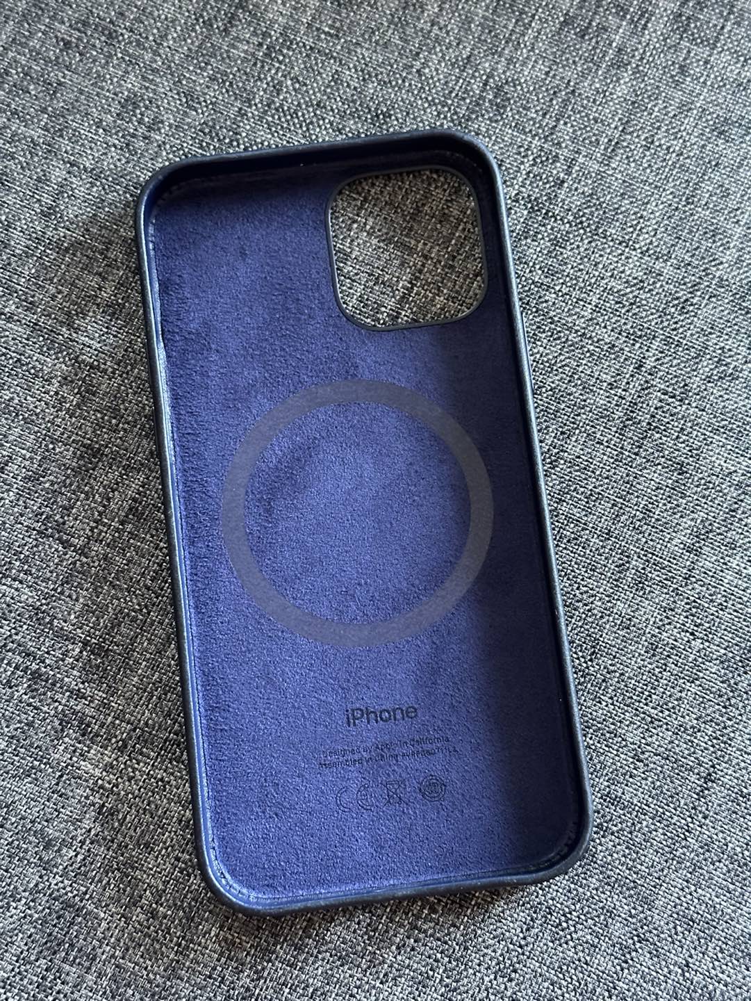 iPhone 12 | 12 Pro Leather Case with MagSafe - photo 4