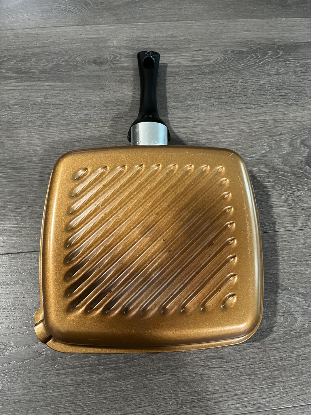 Grill pan with grease drain - photo 2