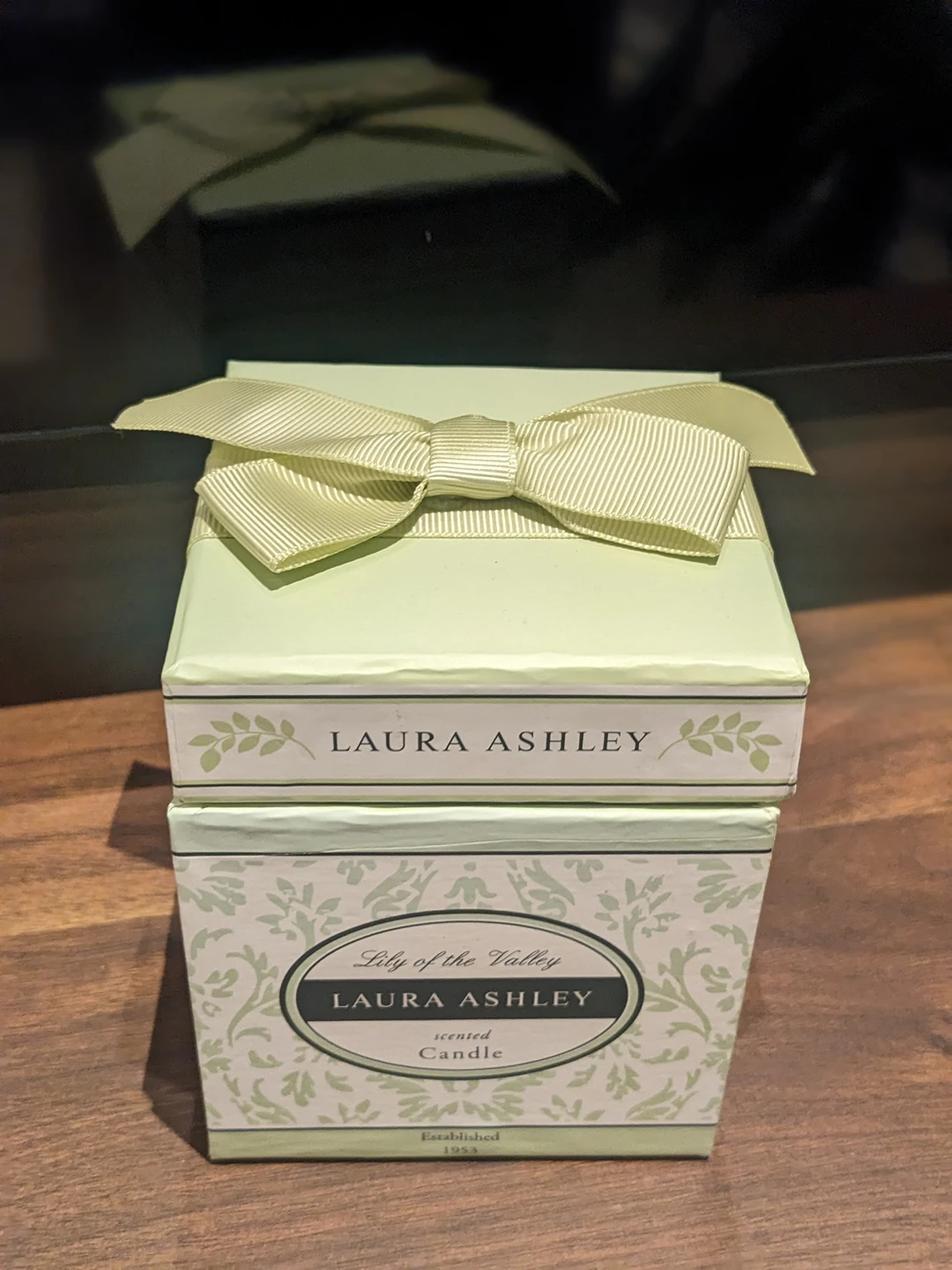 Laura Ashley candle - photo 3
