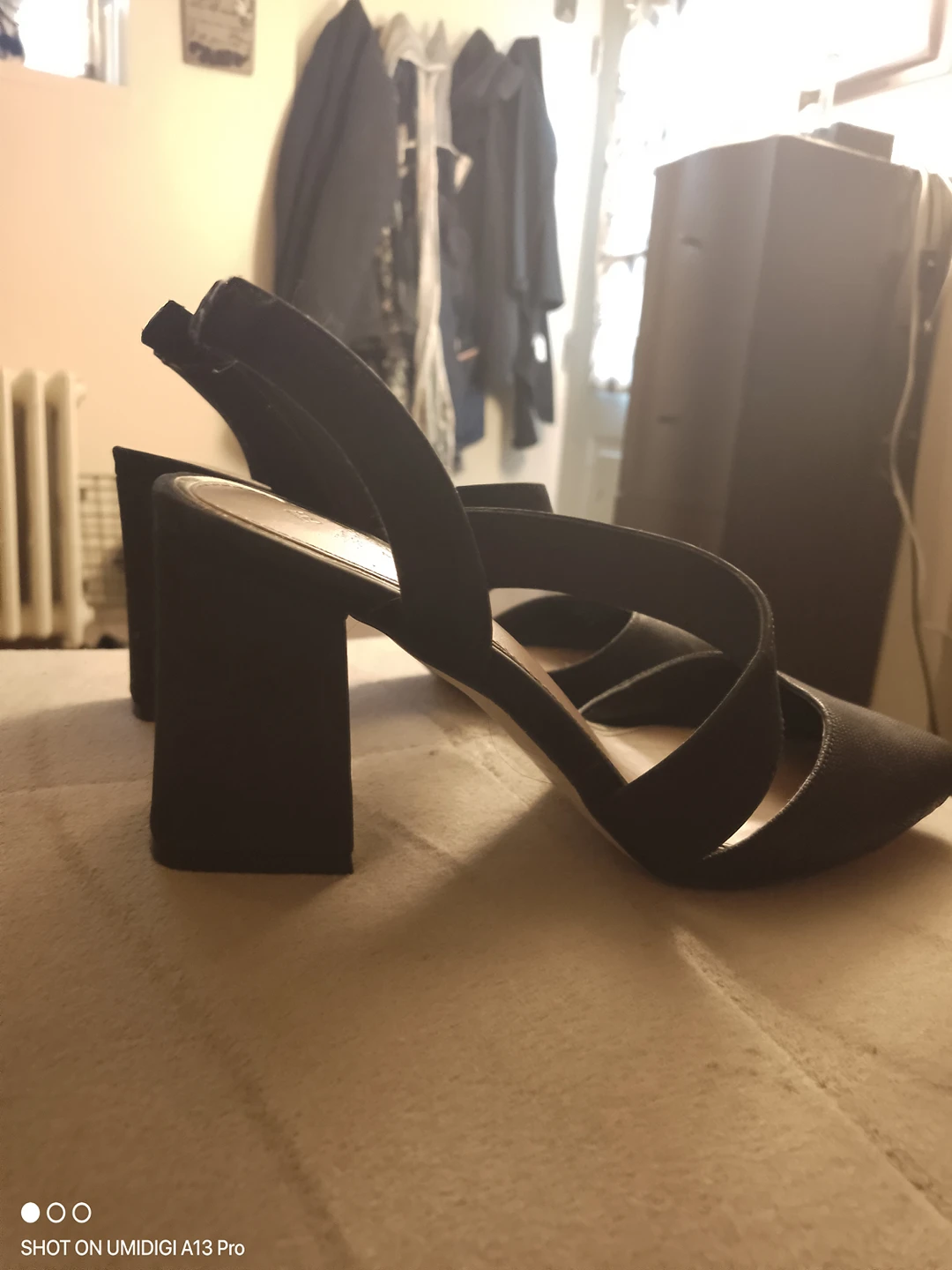 Black dressy shoes image indicator(2)