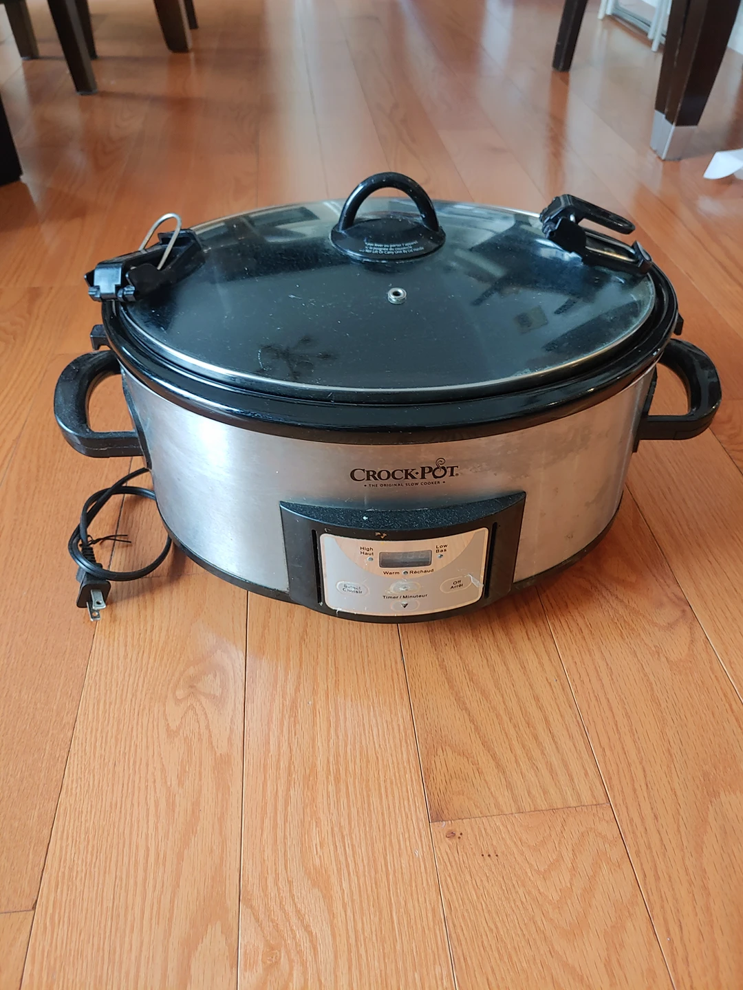 Slow cooker