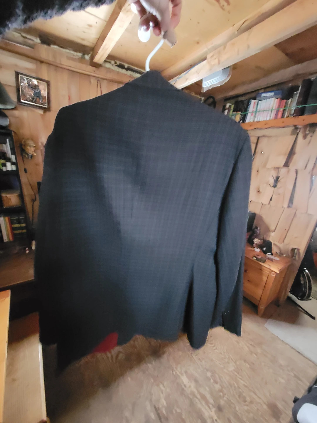Large suit jacket image indicator(2)