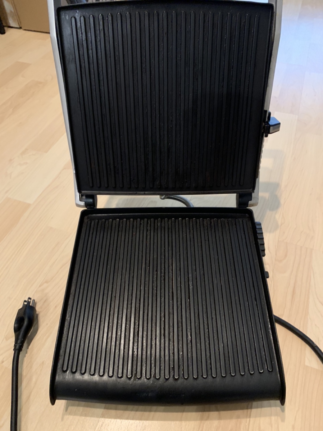 Breville Sandwich Press - photo 2