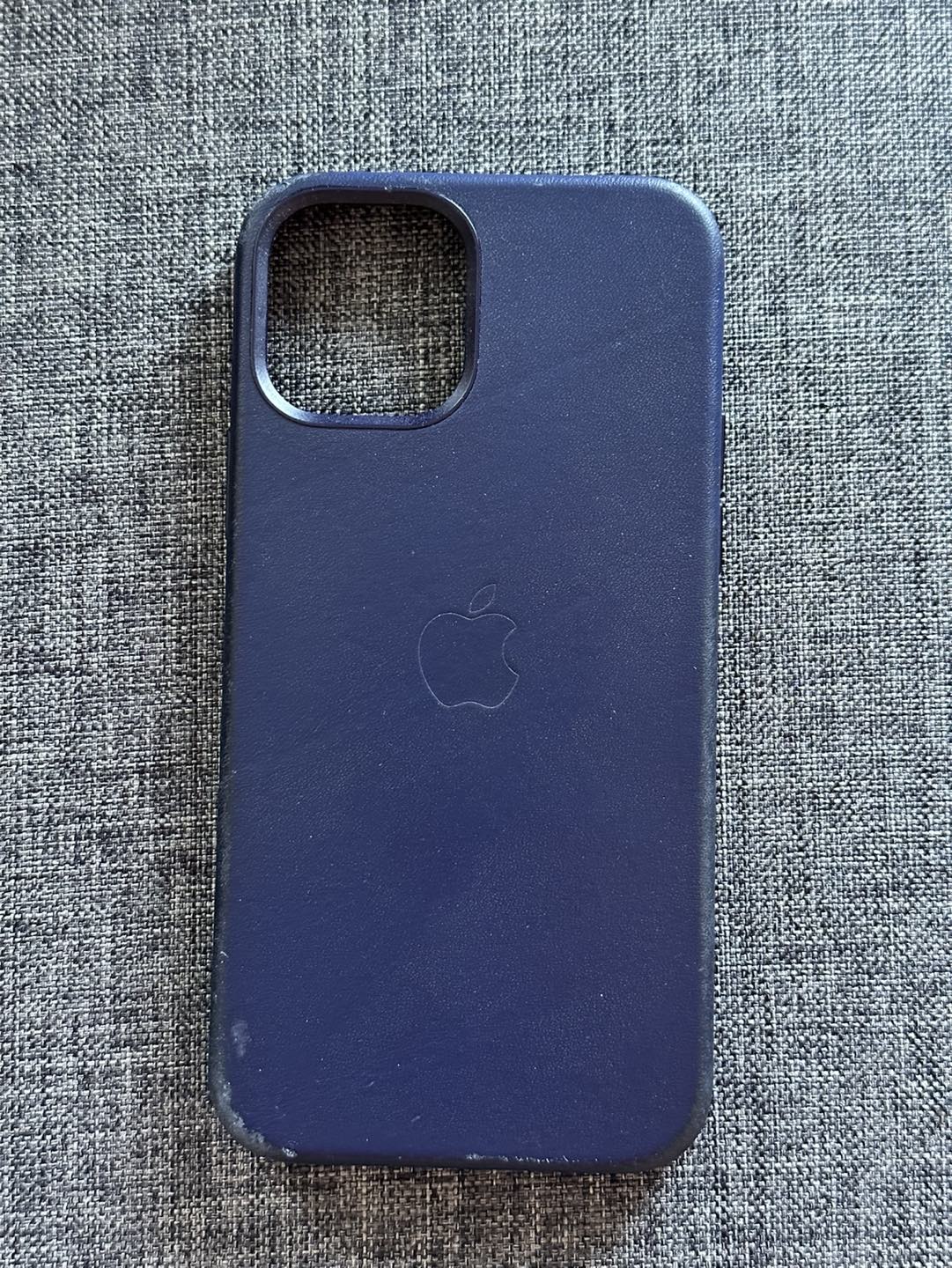 iPhone 12 | 12 Pro Leather Case with MagSafe - photo 5