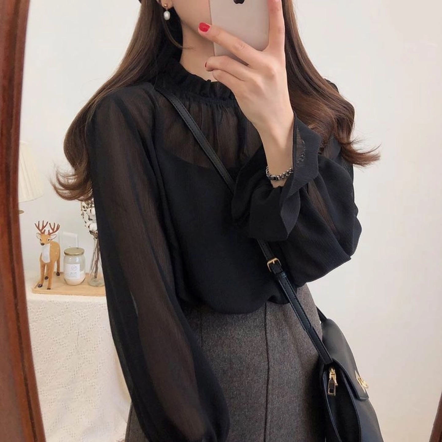 🇰🇷 Black Chiffon Blouse (S) thumbnail
