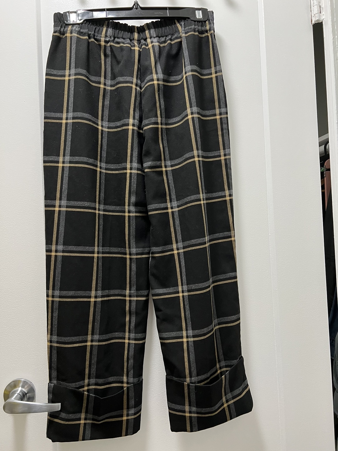 MOVING: Zara cuffed culottes image indicator(2)