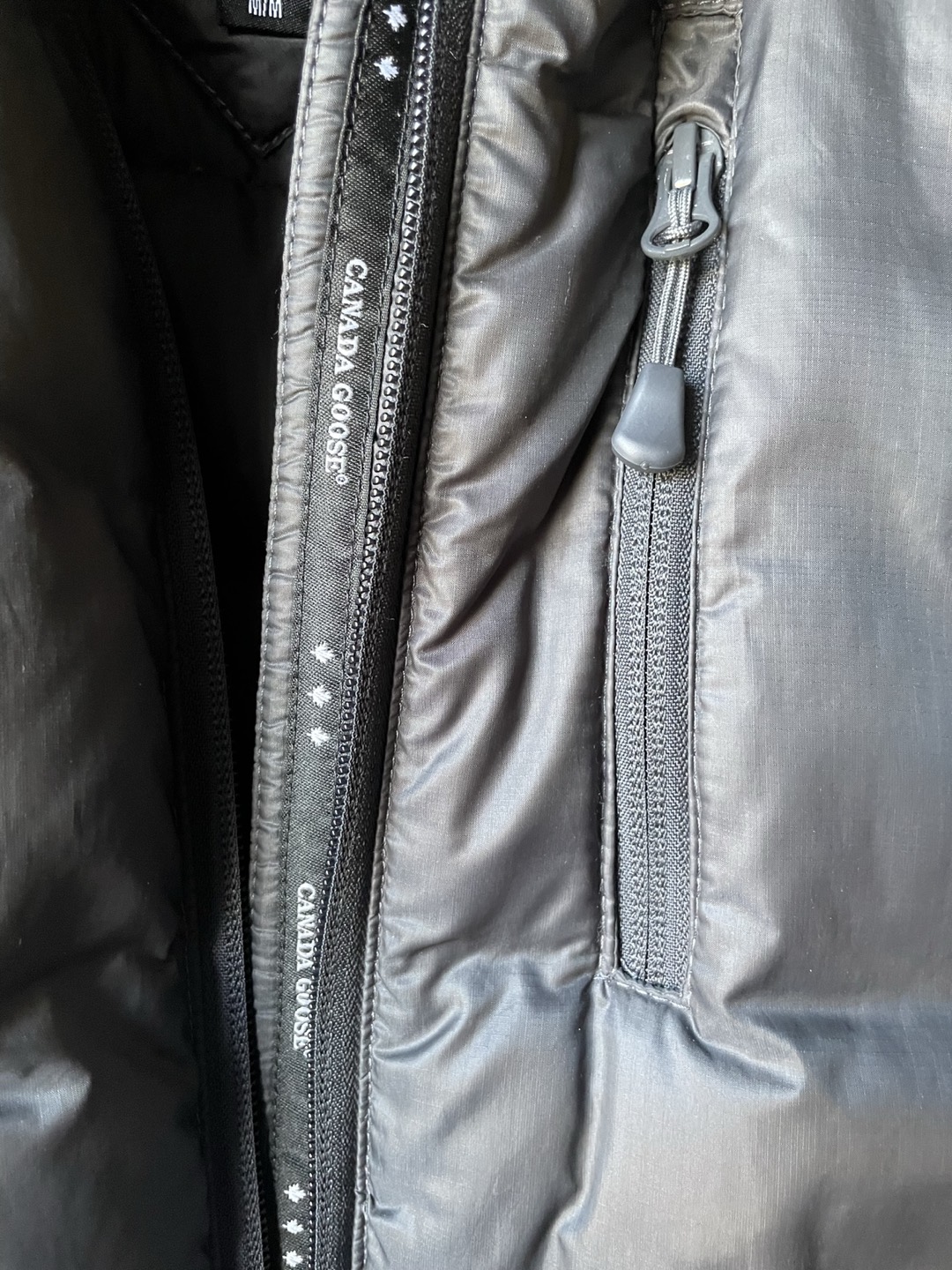 Canada Goose jacket men’s M - photo 4