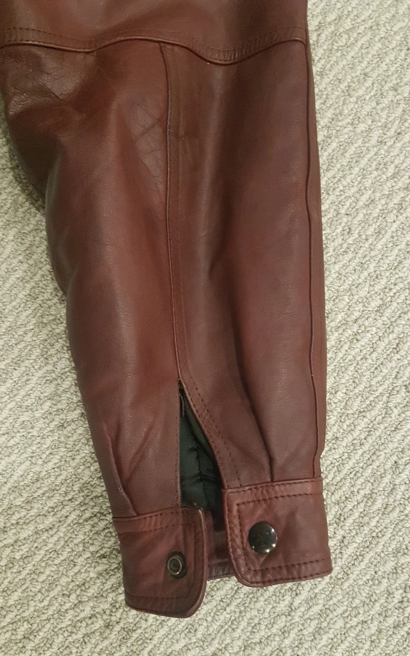 Genue Leather Men Jacket. Size M image indicator(5)
