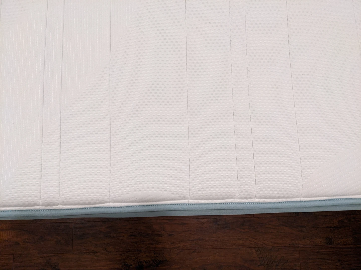 Full Size (Double) Zinus 8" Hybrid Mattress - Only 1 Year Old - photo 5